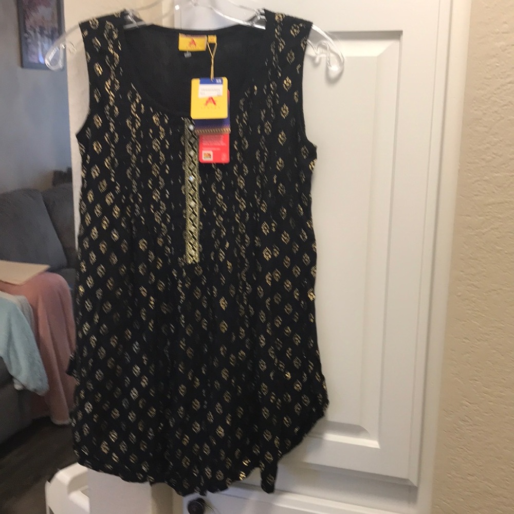 Ateesa black and gold eco- friendly fluid tank with Indian pattern NWT